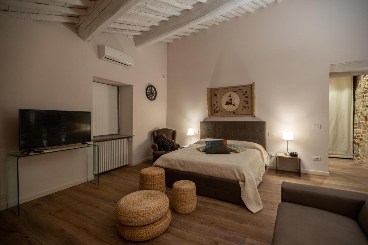 Old Medieval Apartment San Donato in Poggio Zewnętrze zdjęcie