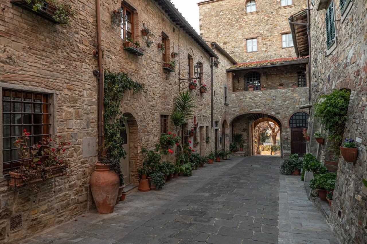 Old Medieval Apartment San Donato in Poggio Zewnętrze zdjęcie
